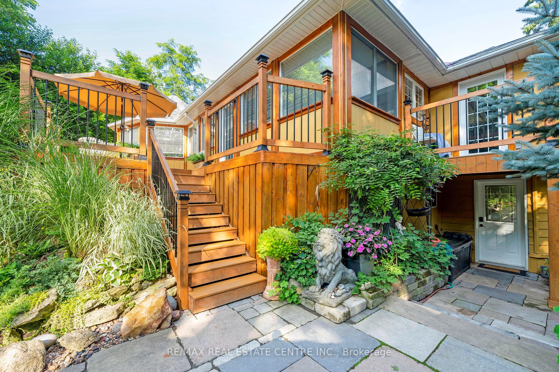 5 Millwood Road
