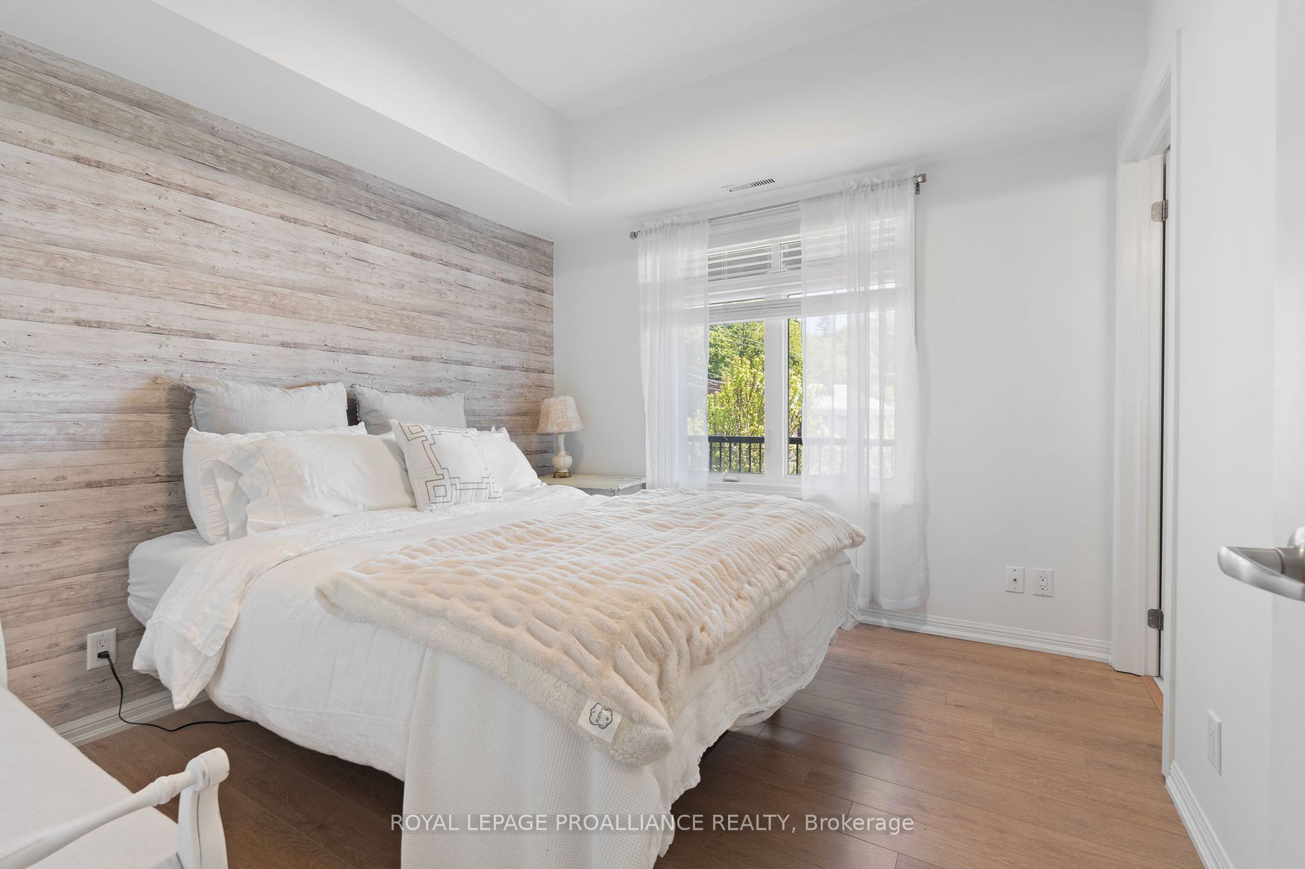 50 Mill Street N, #306