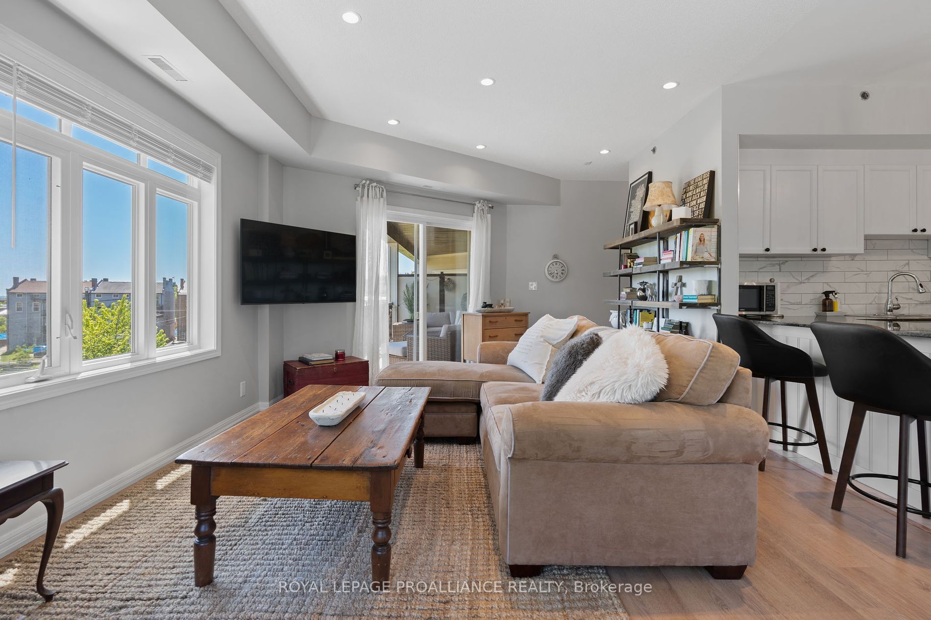 50 Mill Street N, #306