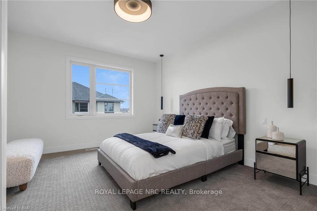 24 Grapeview Dr, #14