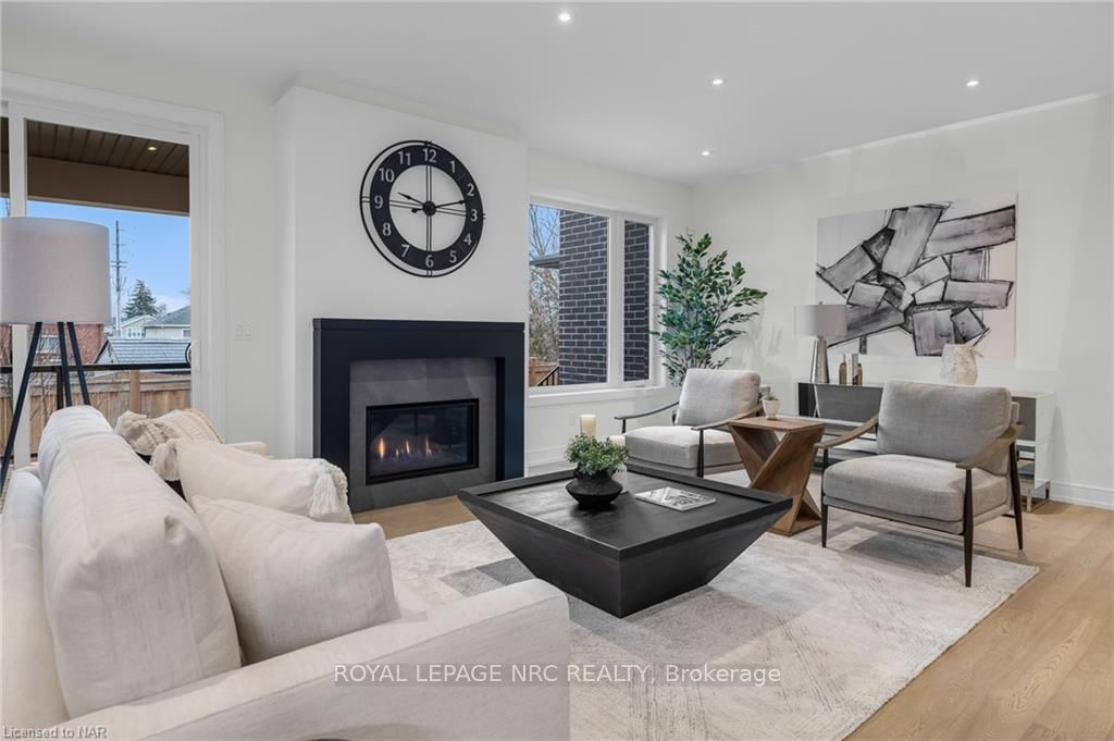 24 Grapeview Dr, #14