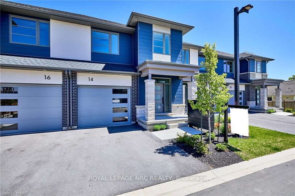 24 Grapeview Dr, #14