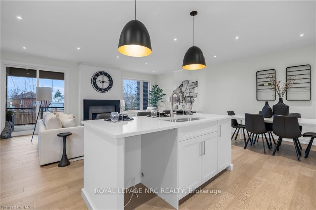 24 Grapeview Dr, #14