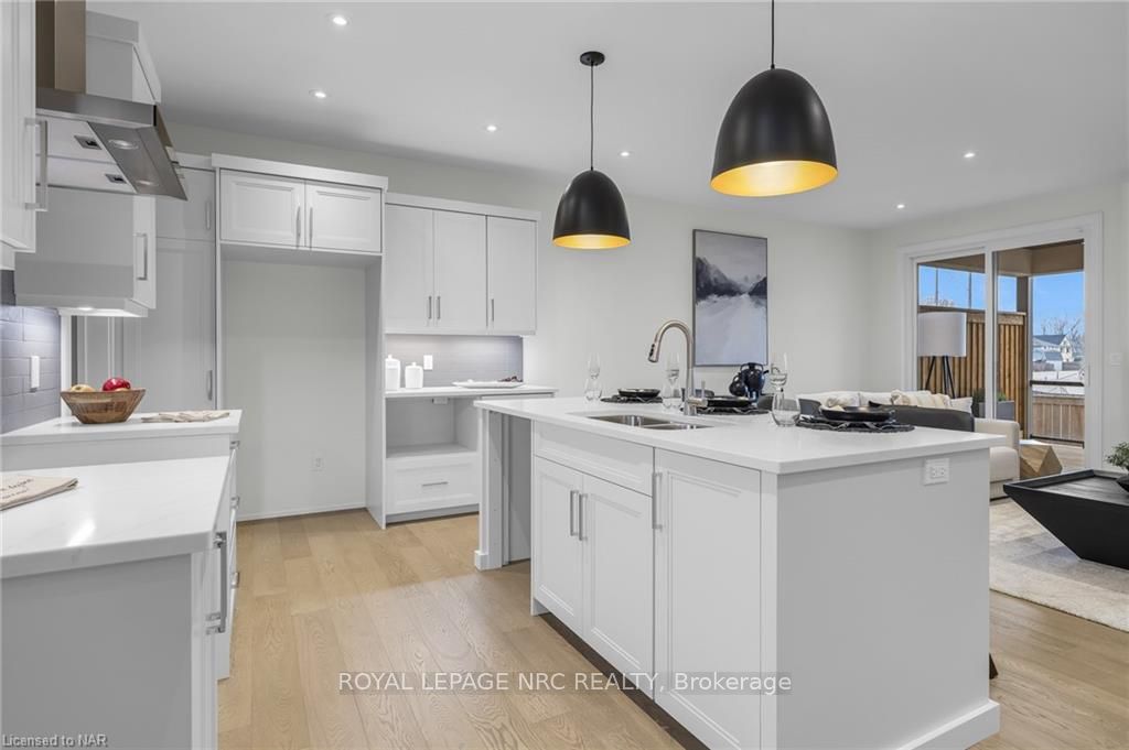 24 Grapeview Dr, #14