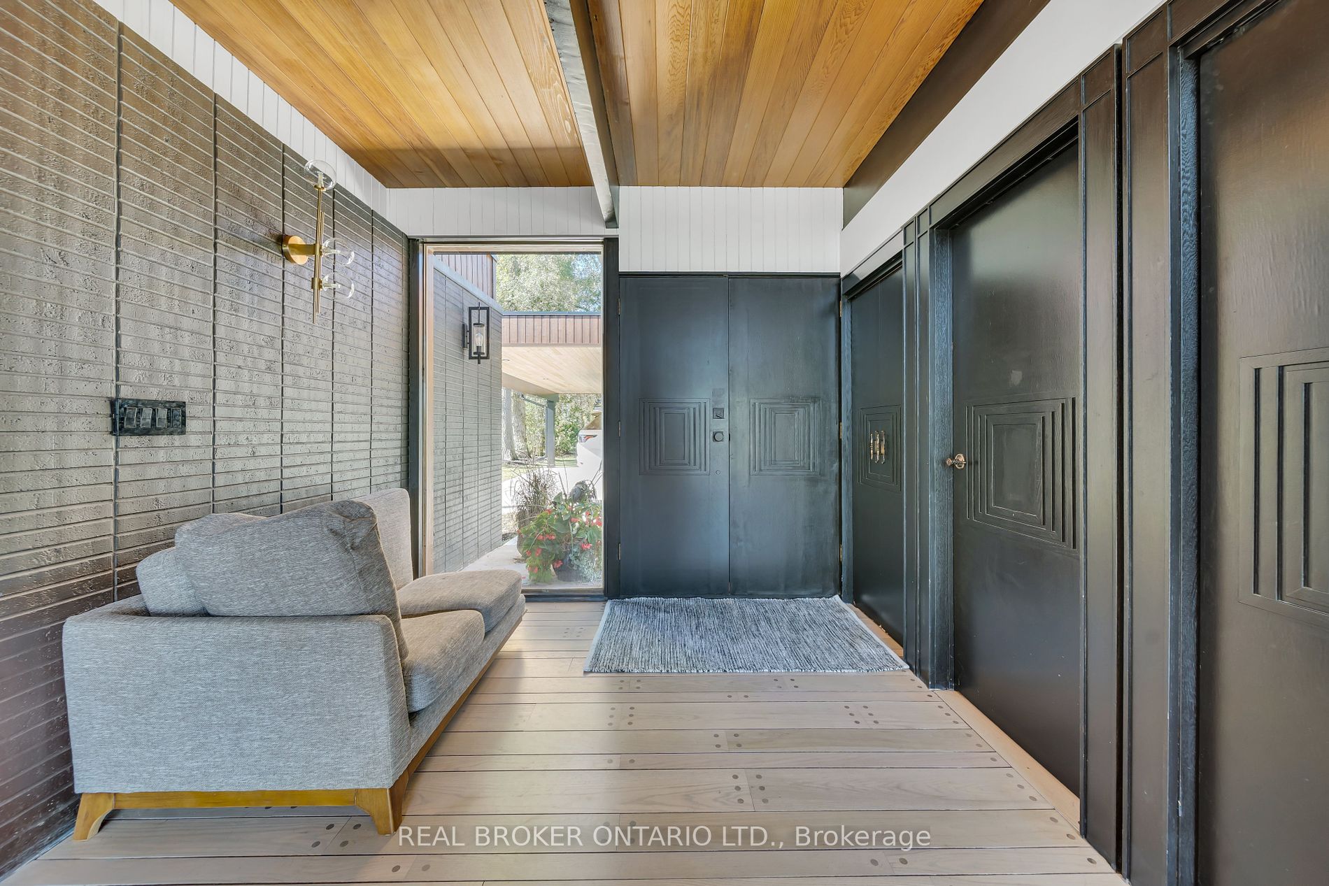33 Dormie Lane