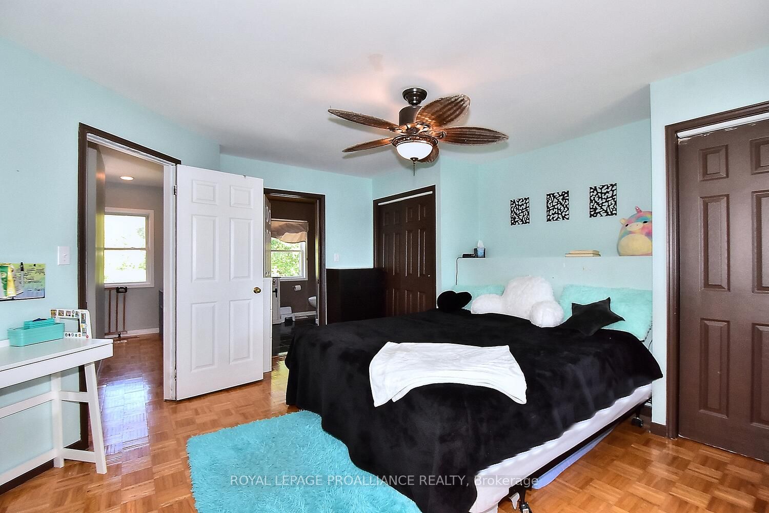 8 Parker Drive