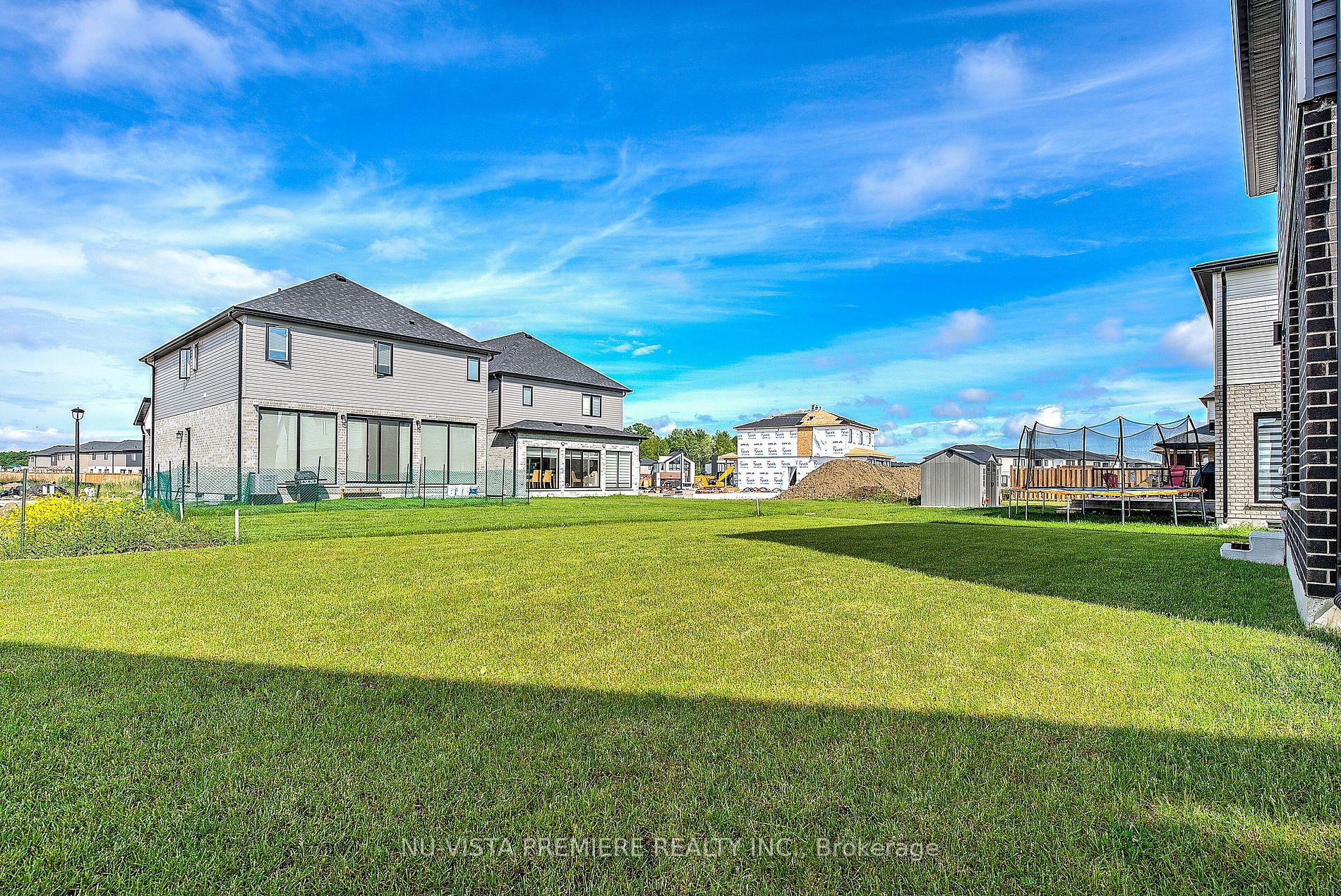 1464 Medway Park Drive