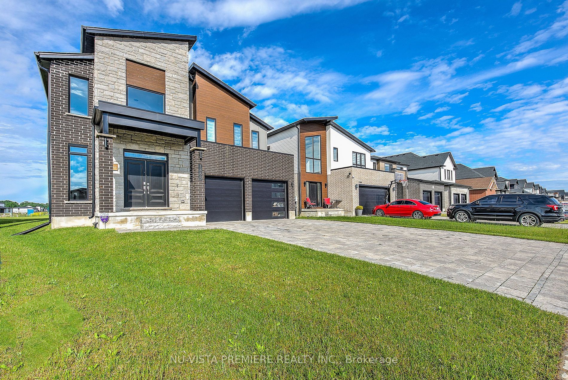 1464 Medway Park Drive