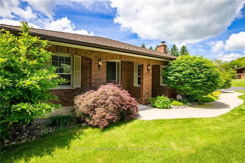 5 Ellen Street
