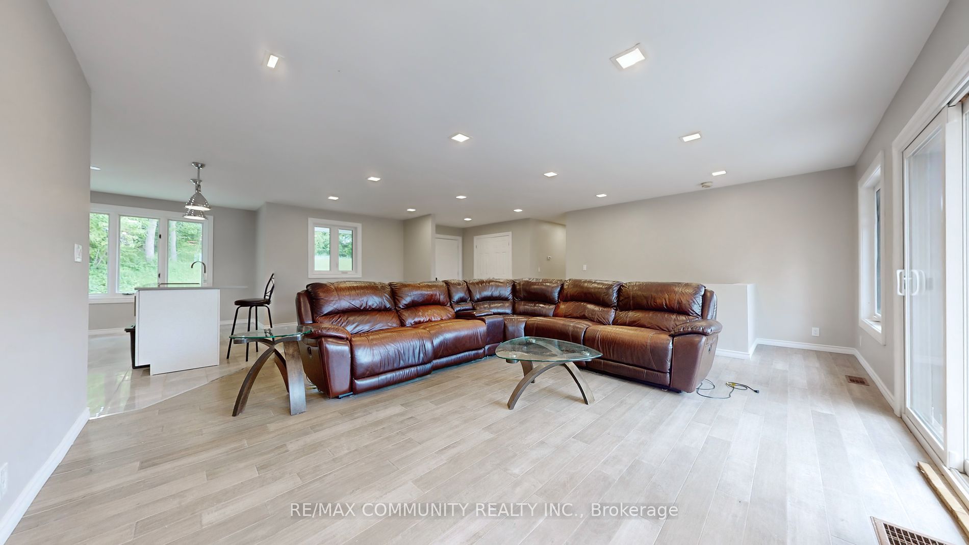 170 Cowie Road