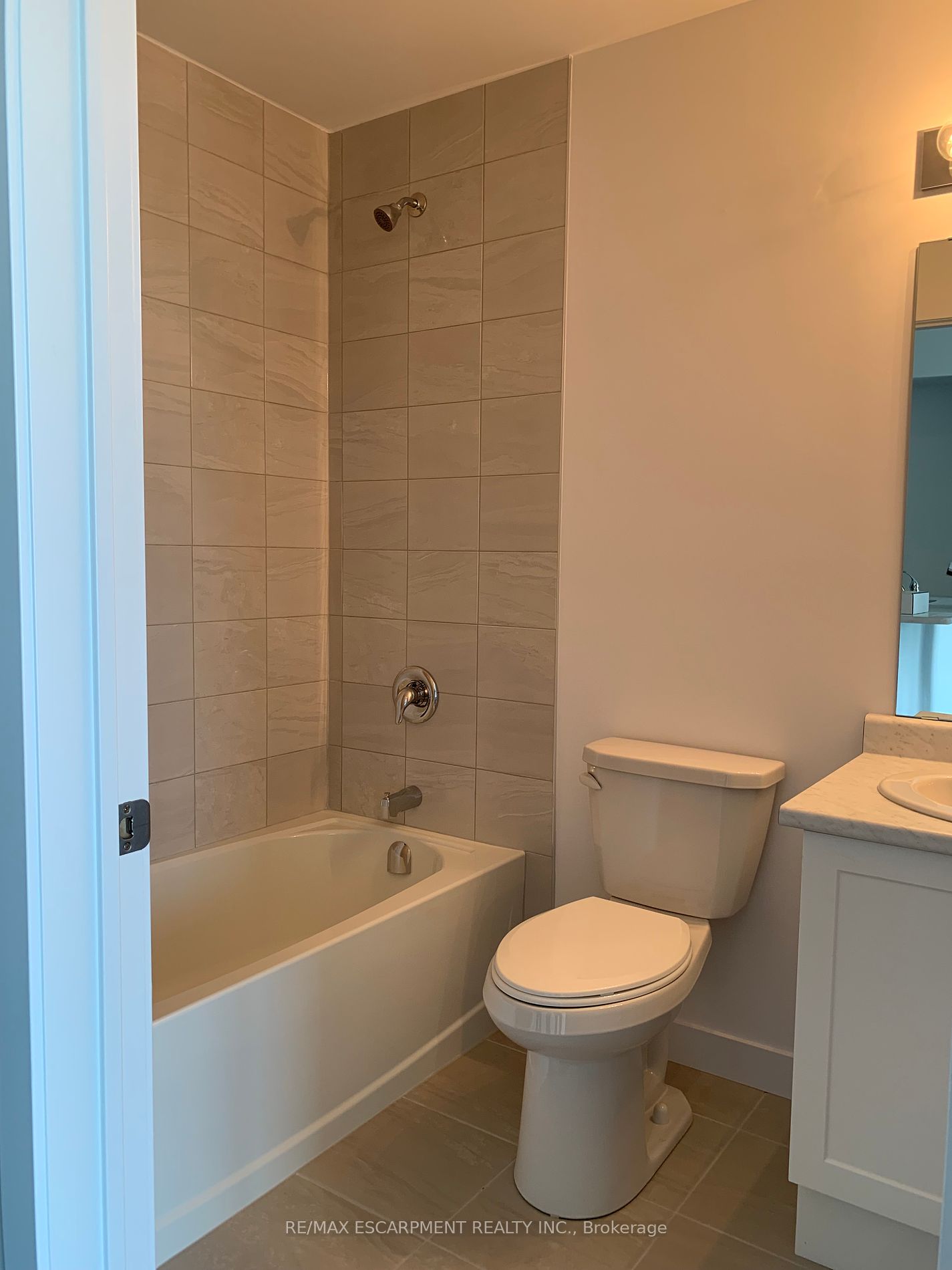 450 Dundas Street E #703