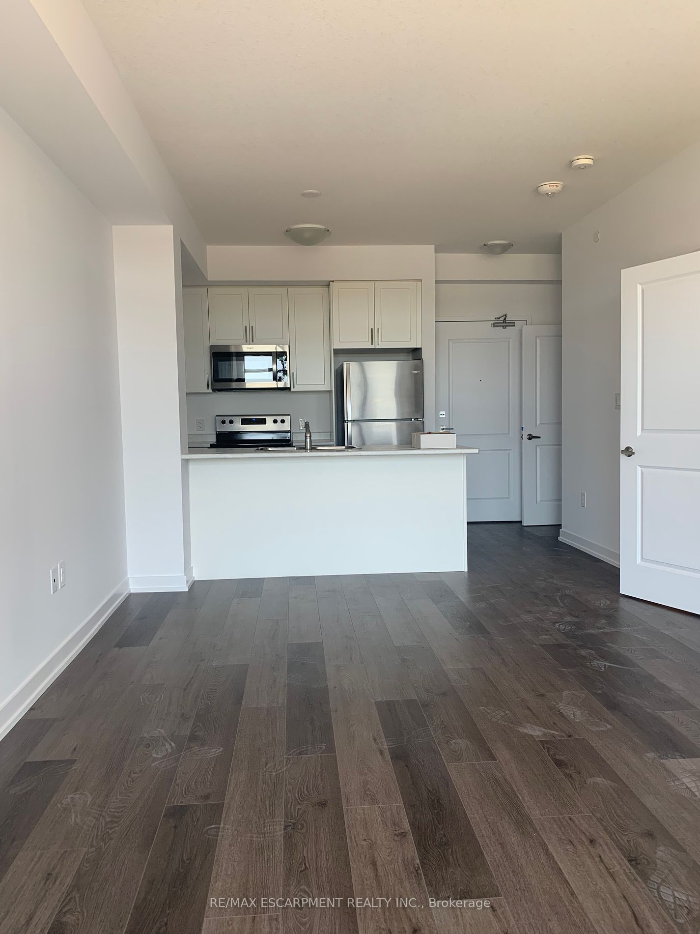 450 Dundas Street E #703