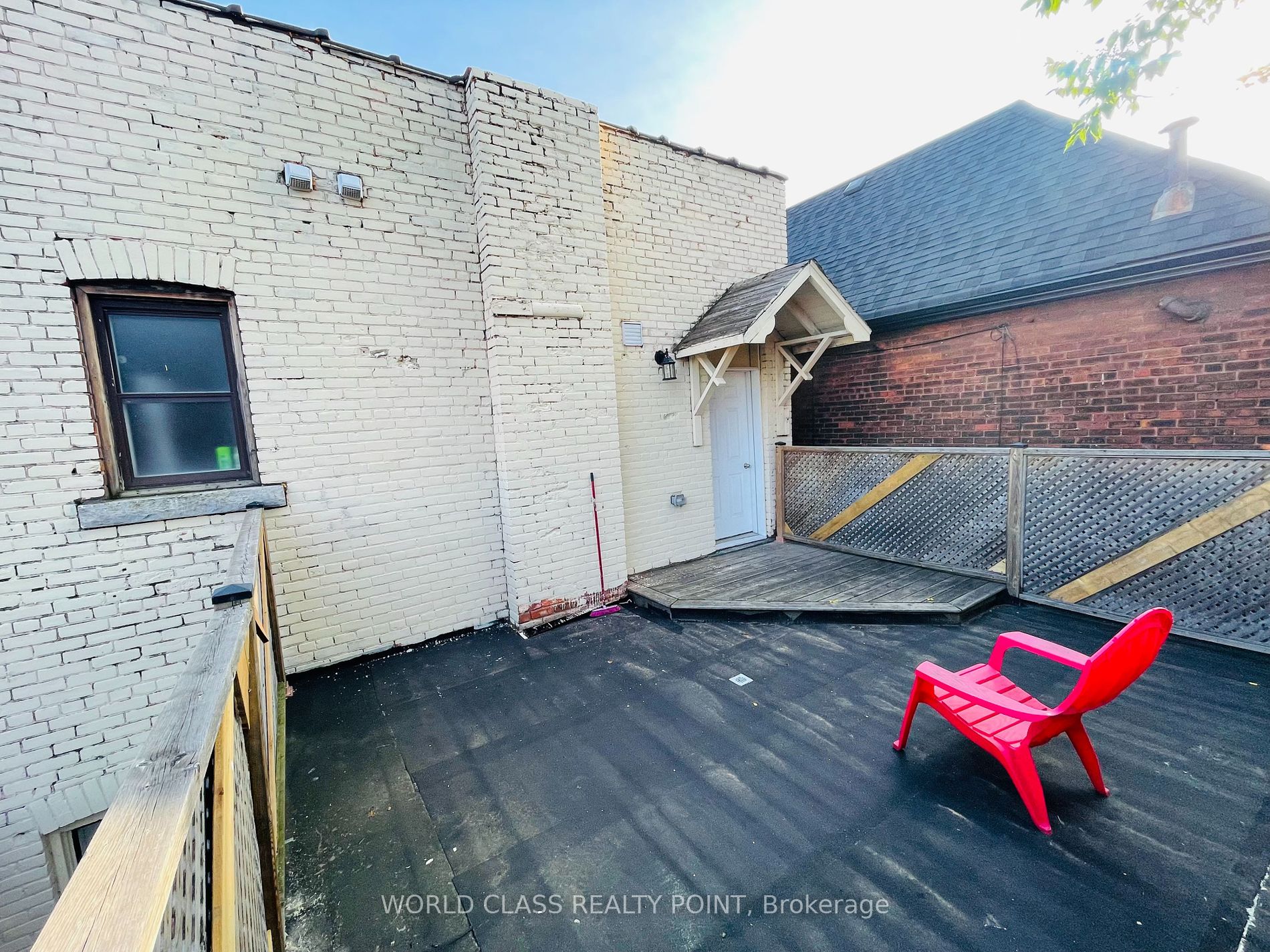 257 Cannon St E