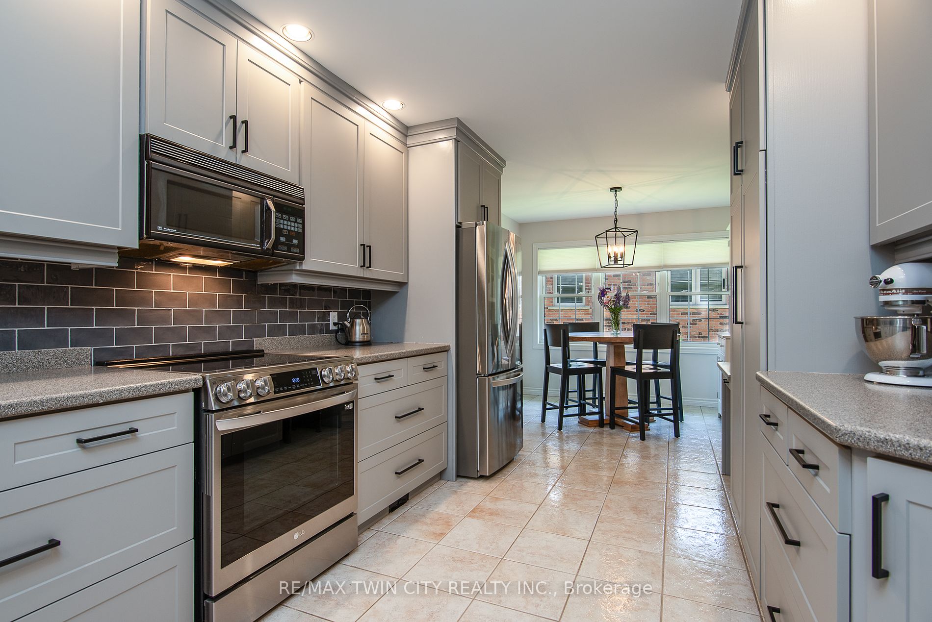 21 Parkview Drive