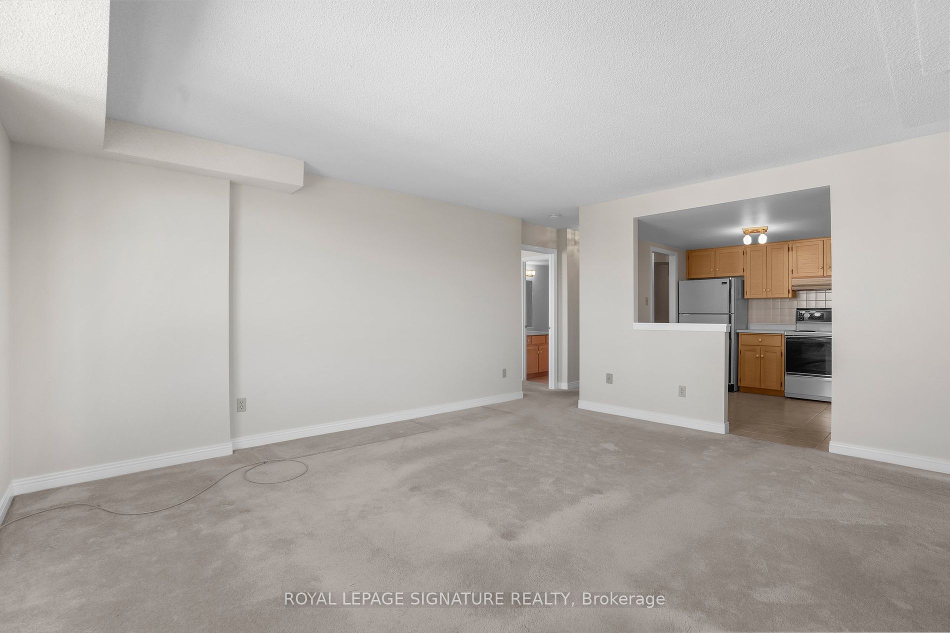 8 Village Green Boulevard #807