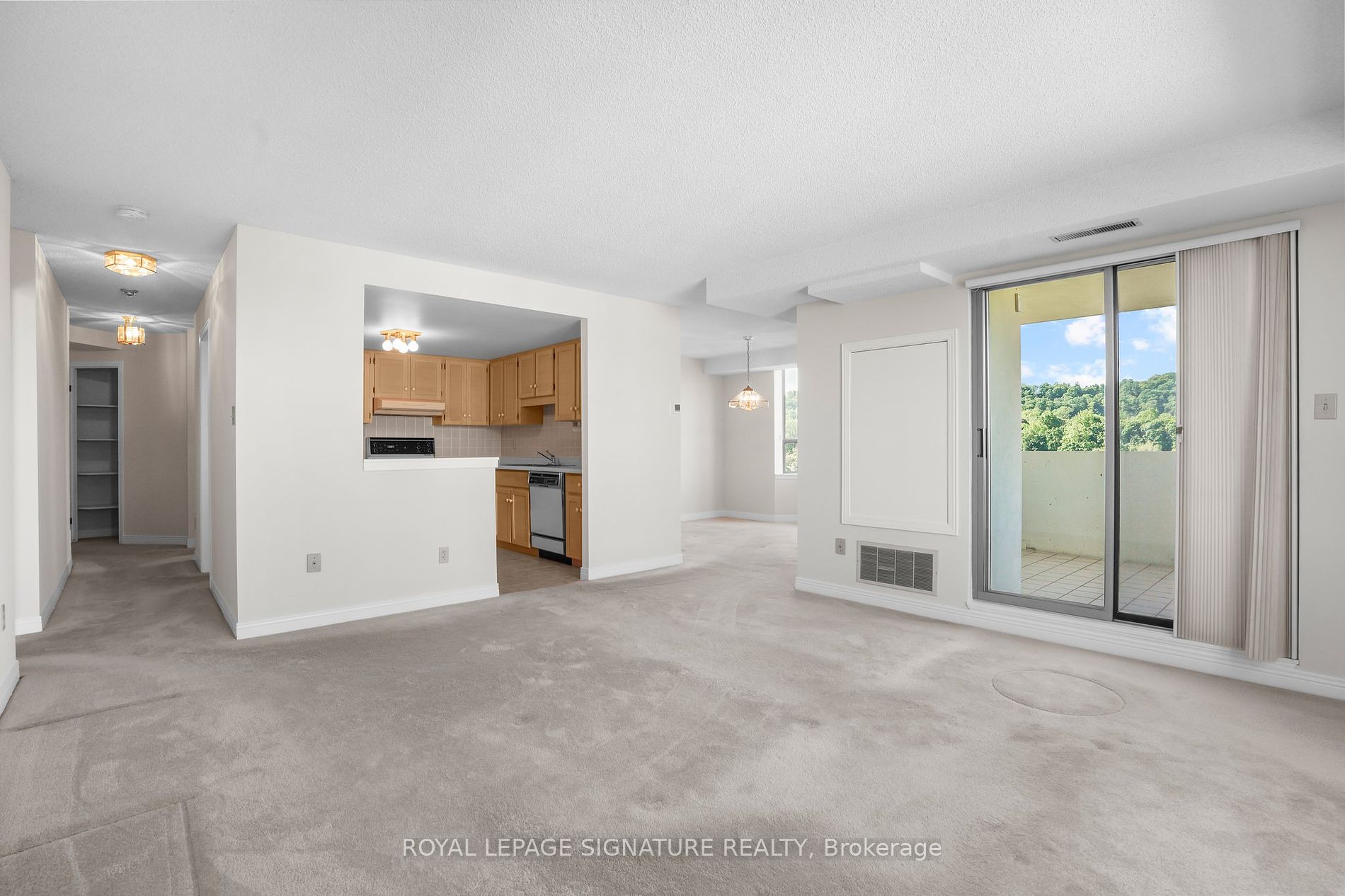 8 Village Green Boulevard #807