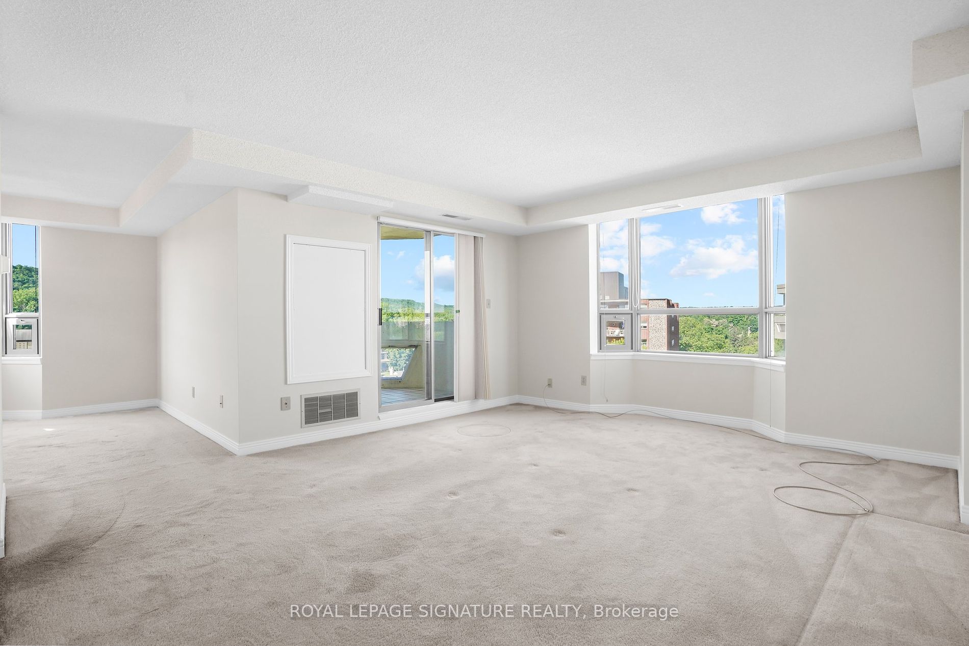 8 Village Green Boulevard #807