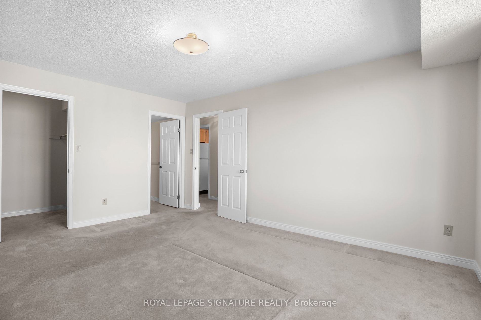 8 Village Green Boulevard #807