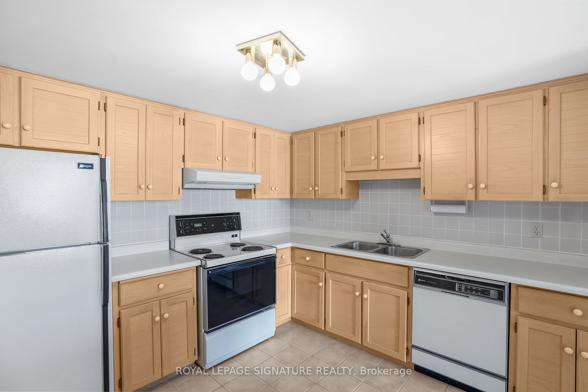 8 Village Green Boulevard #807