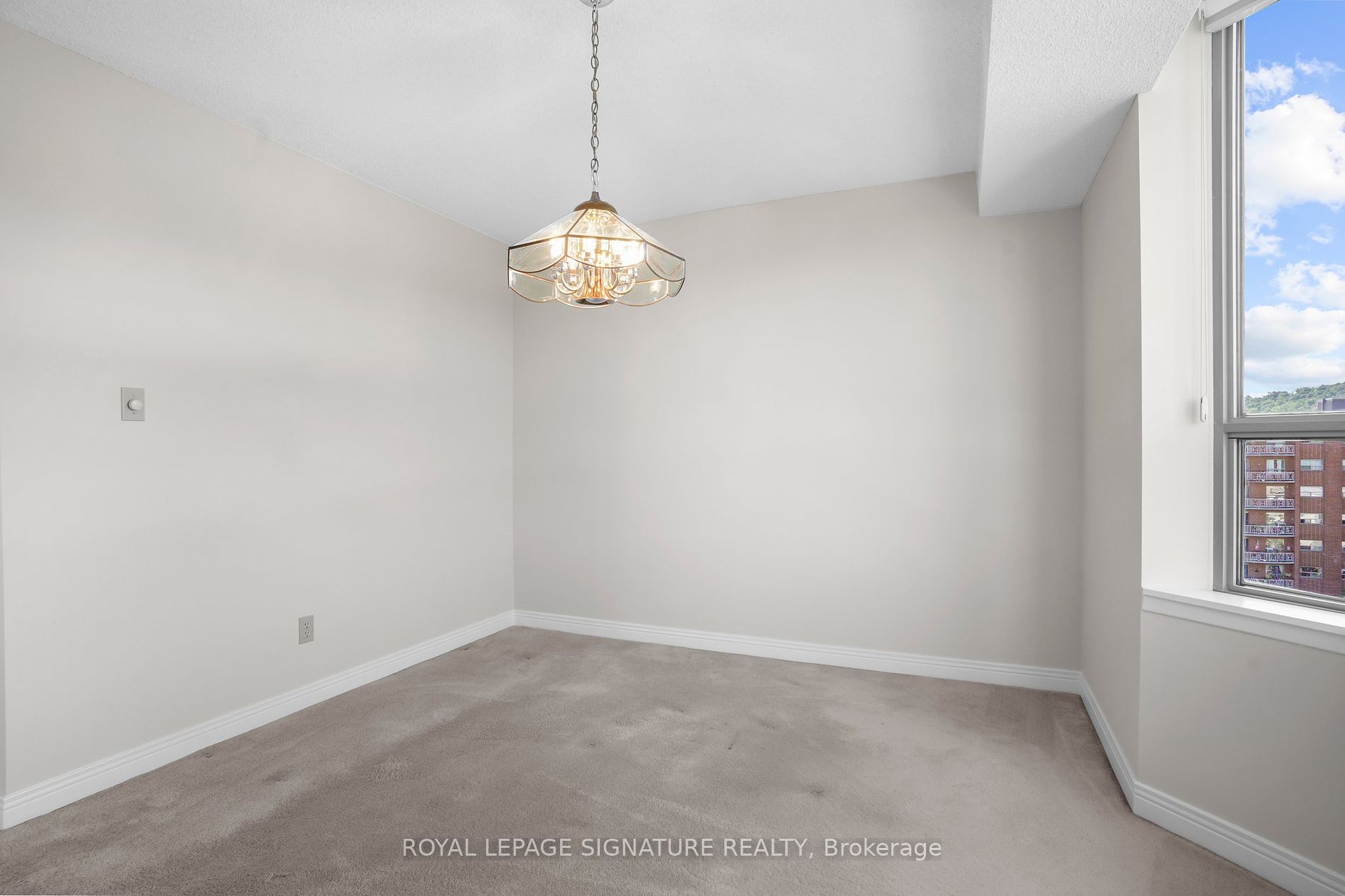 8 Village Green Boulevard #807