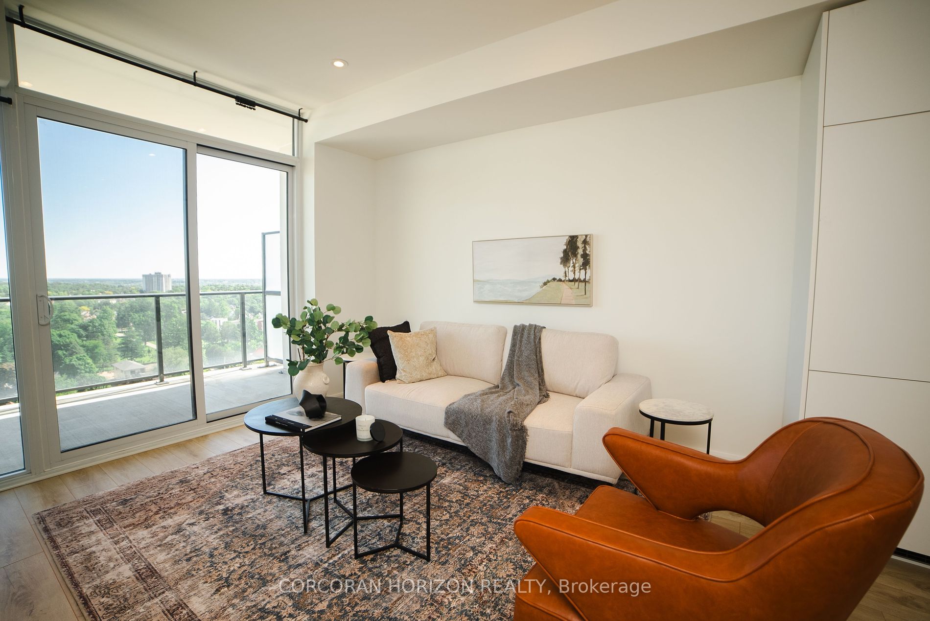 741 King Street W, #1302
