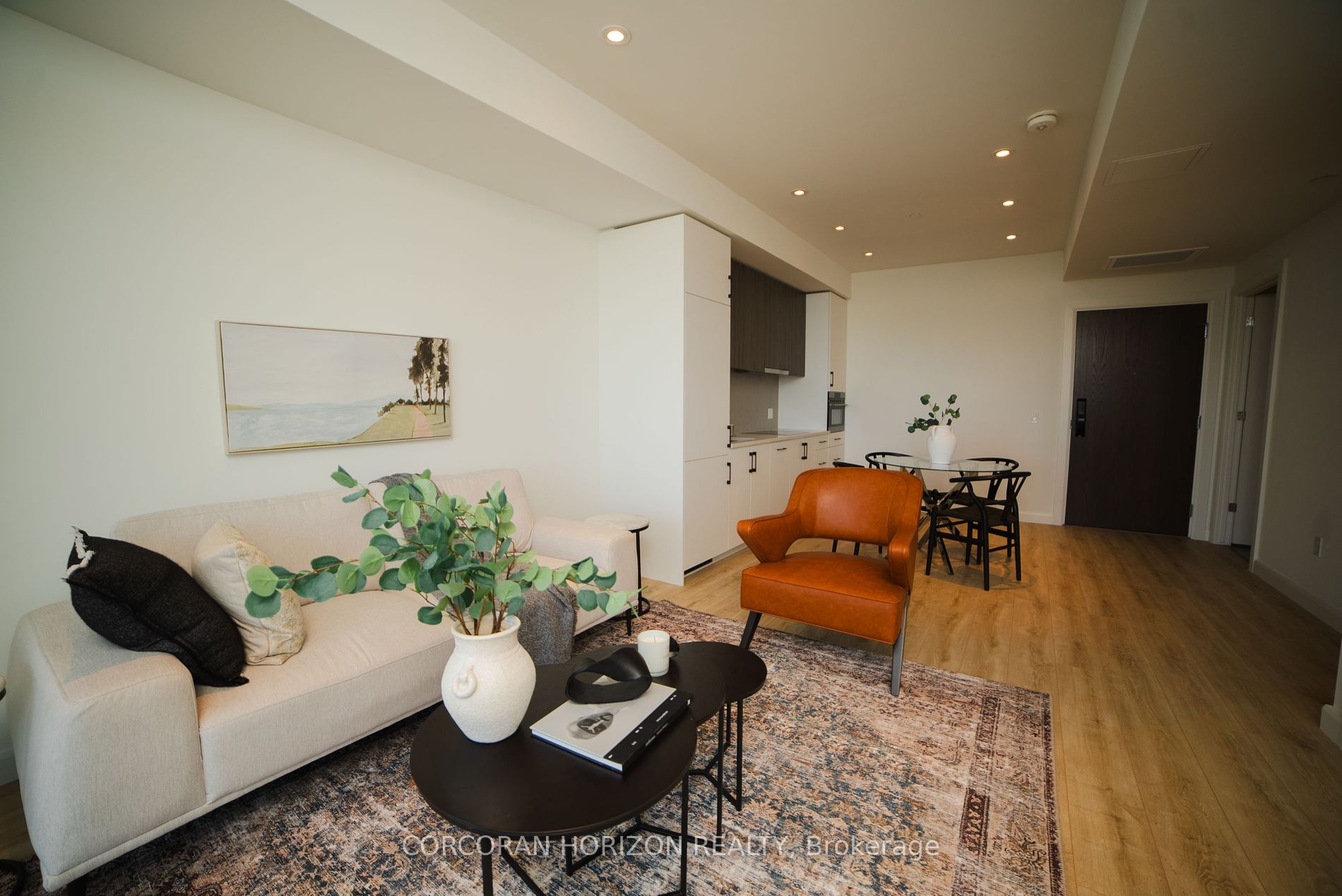 741 King Street W, #1302