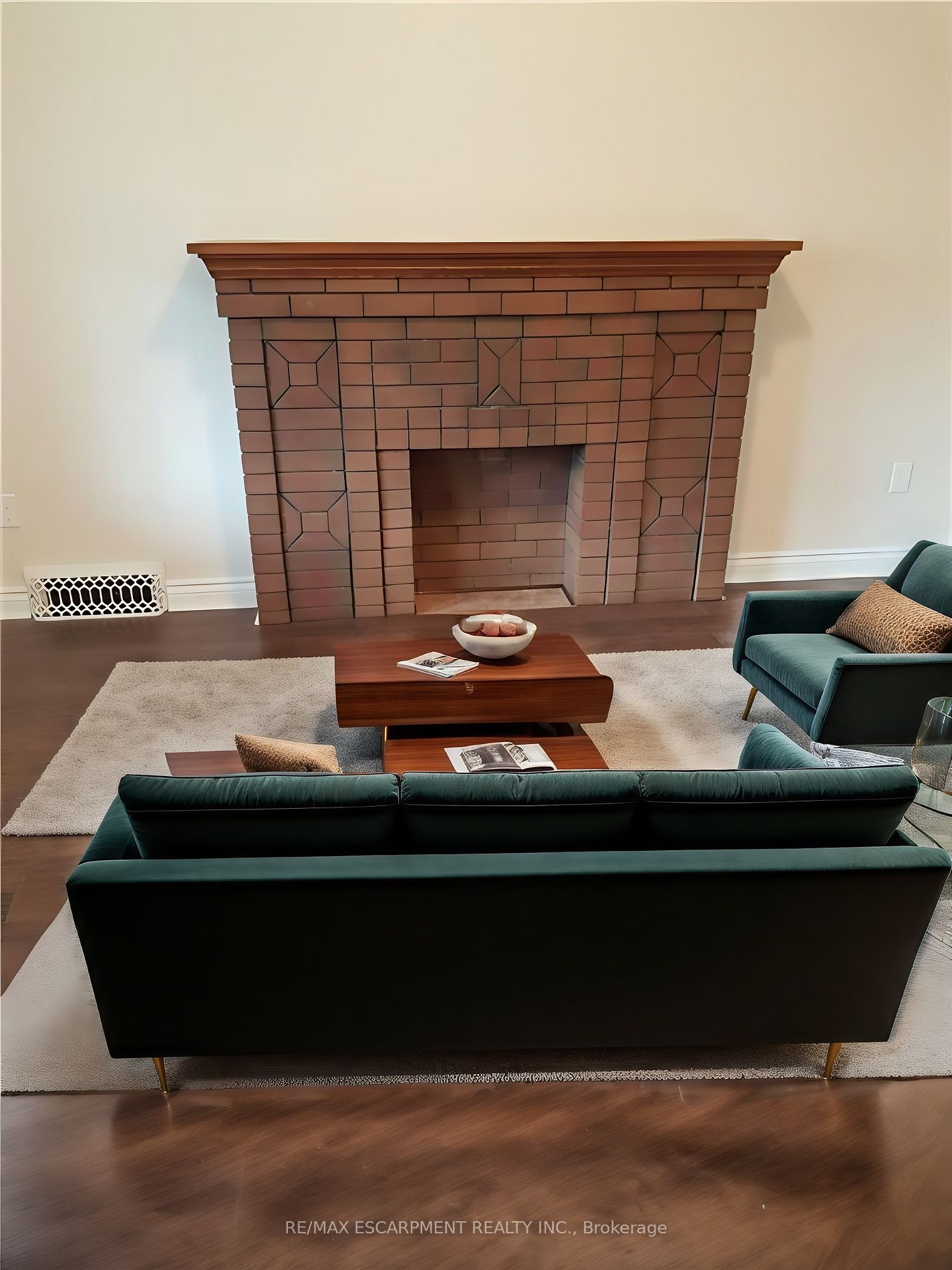 100 Belmont Ave