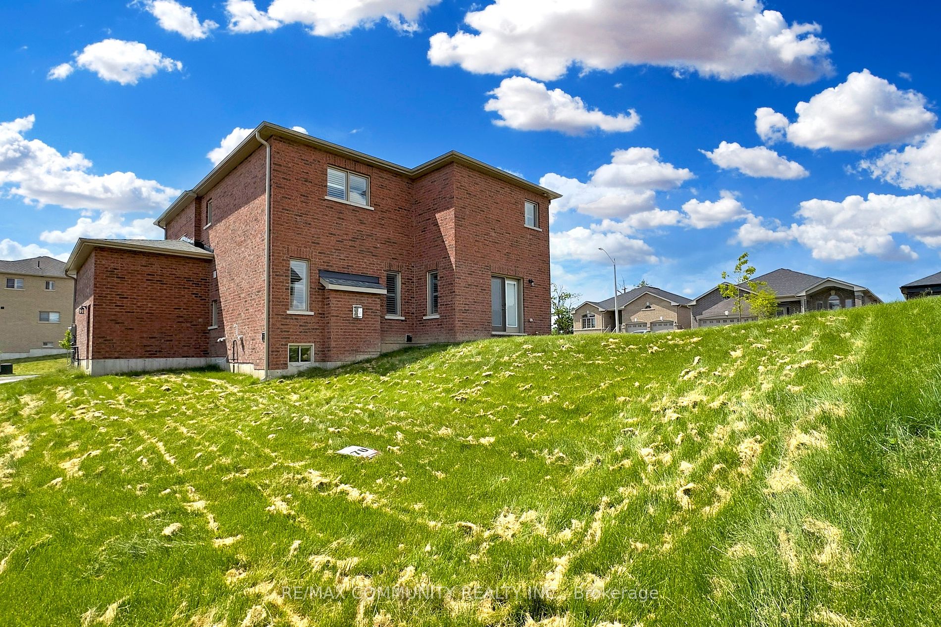 14 Lamb Avenue
