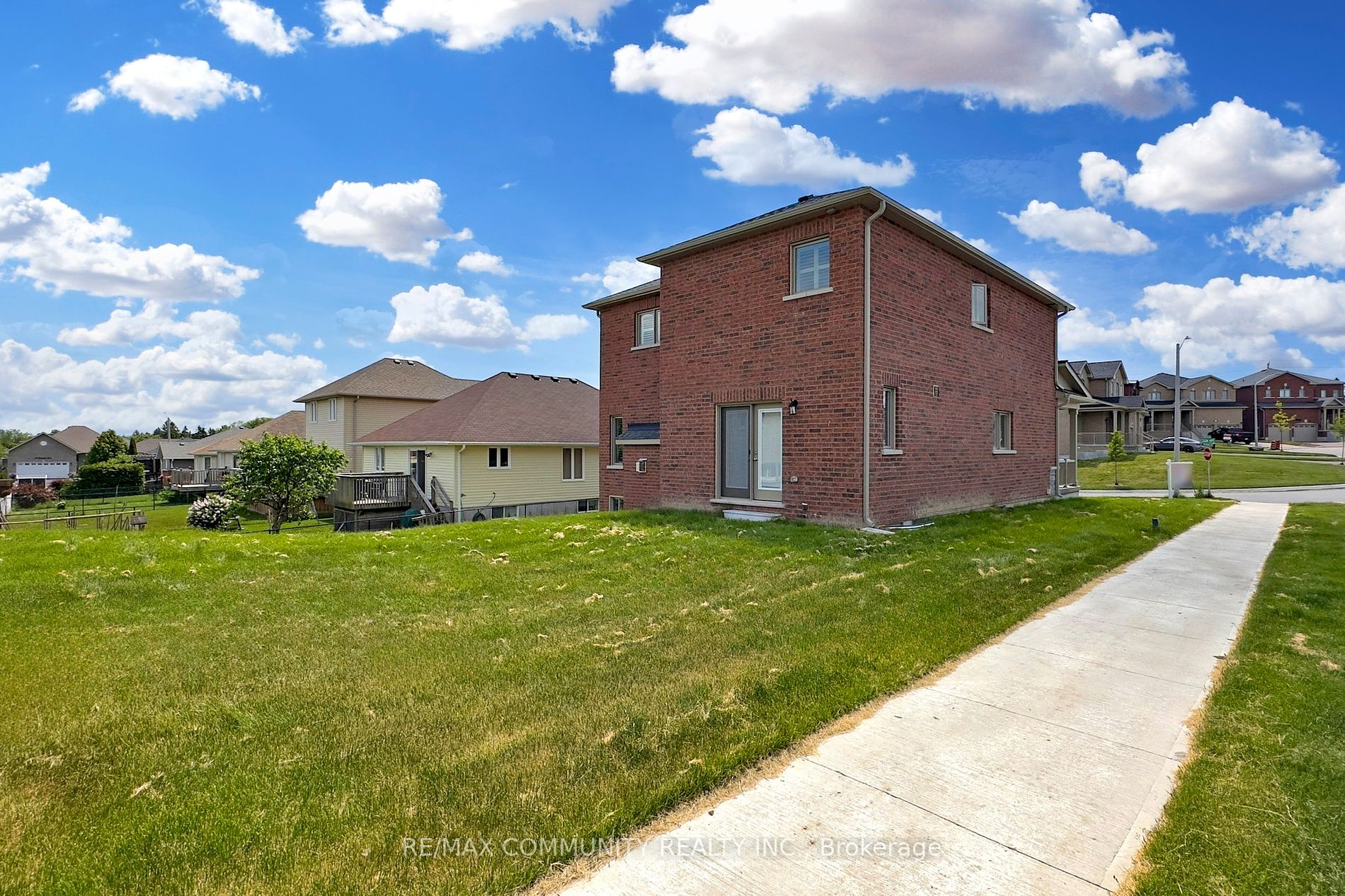 14 Lamb Avenue