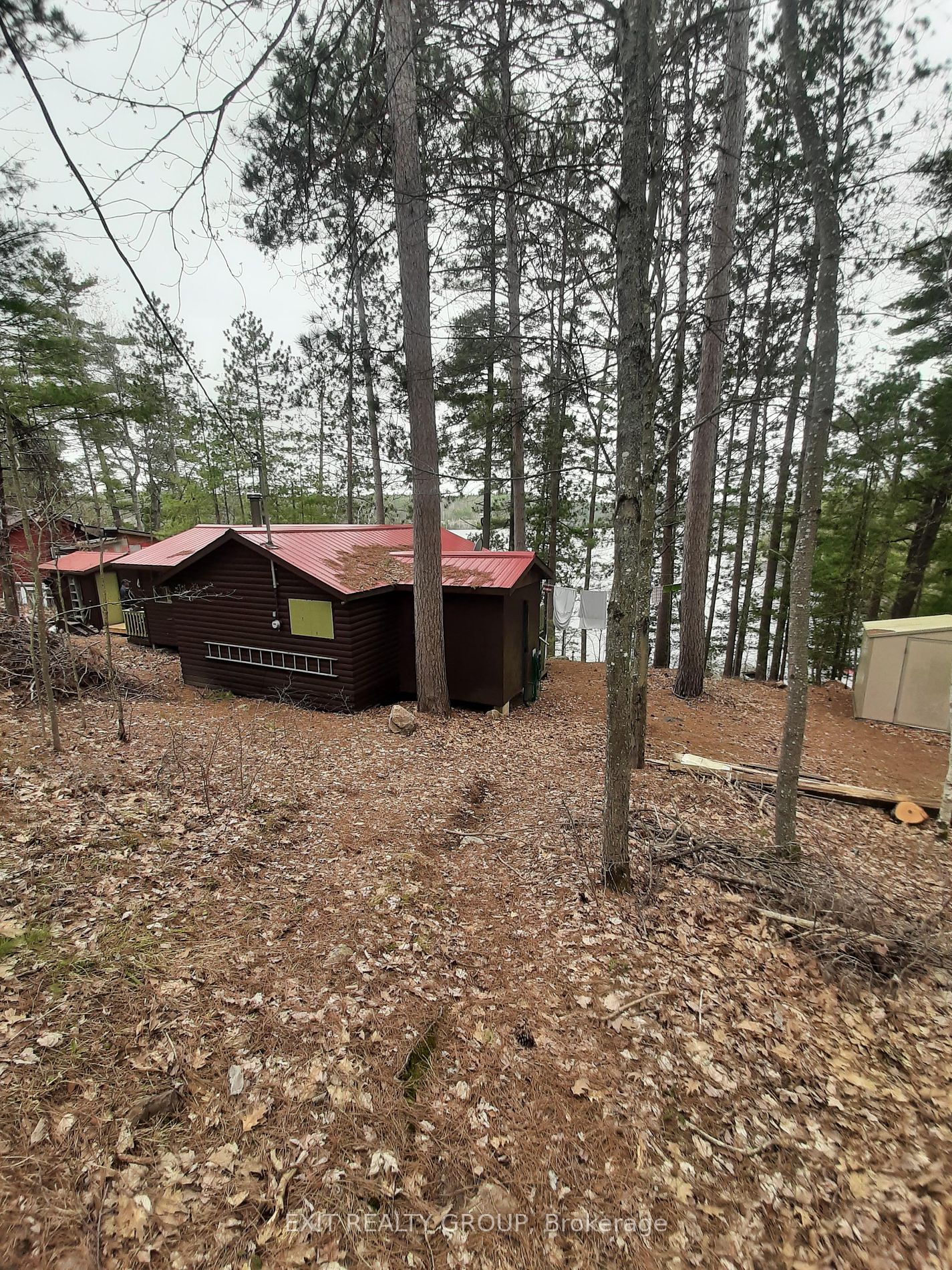 102 Mazinaw Lake