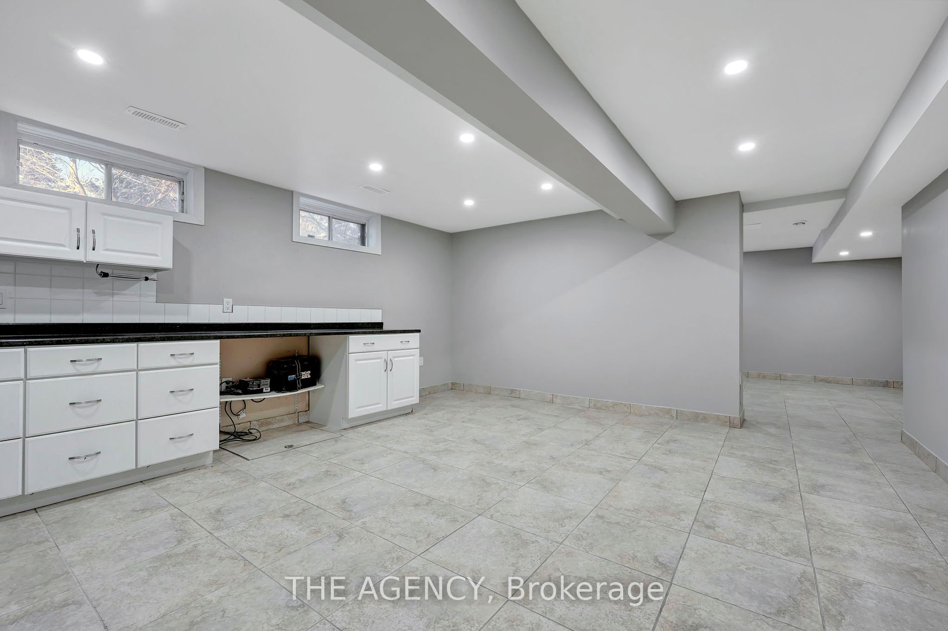 240 Johnson Rd