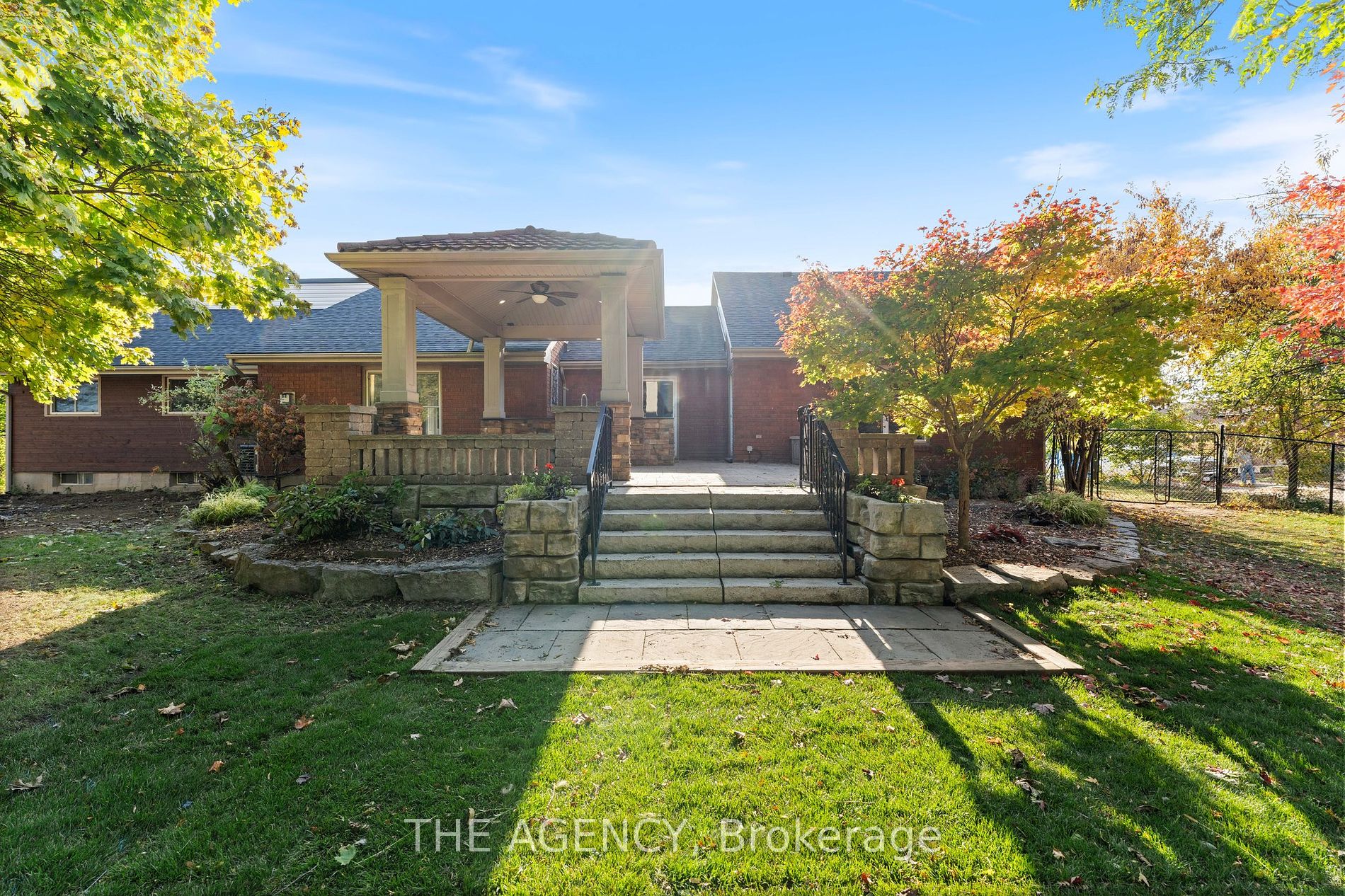240 Johnson Rd