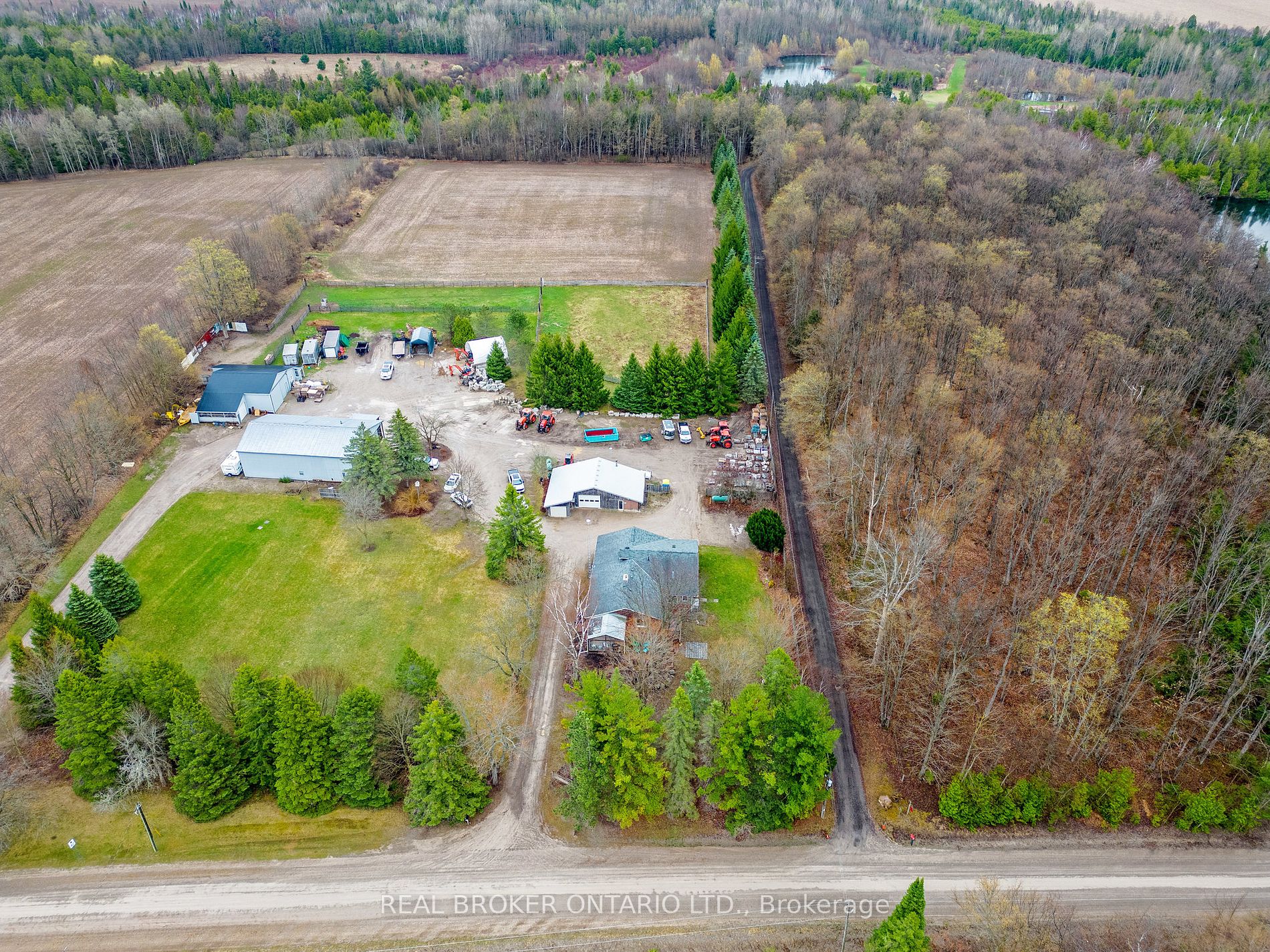 9149 Sideroad 24