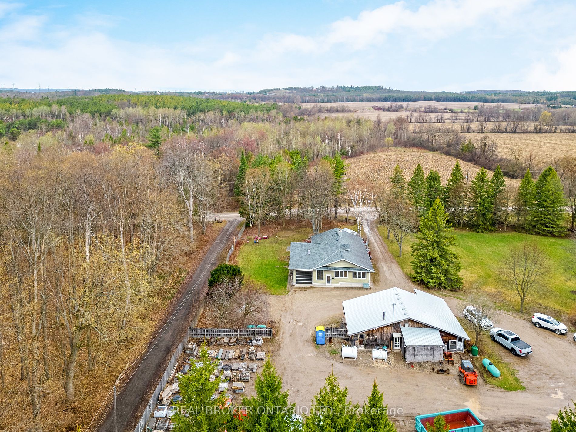 9149 Sideroad 24