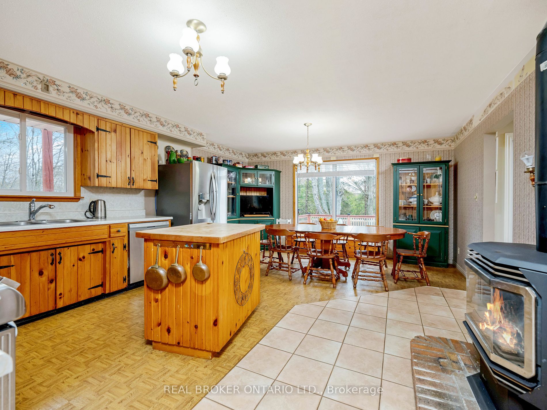 9149 Sideroad 24