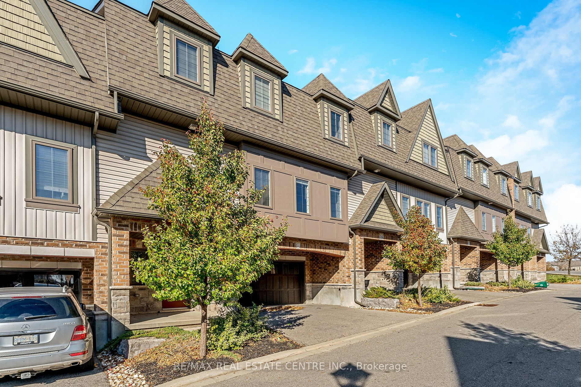 16 Guthrie Lane, #18