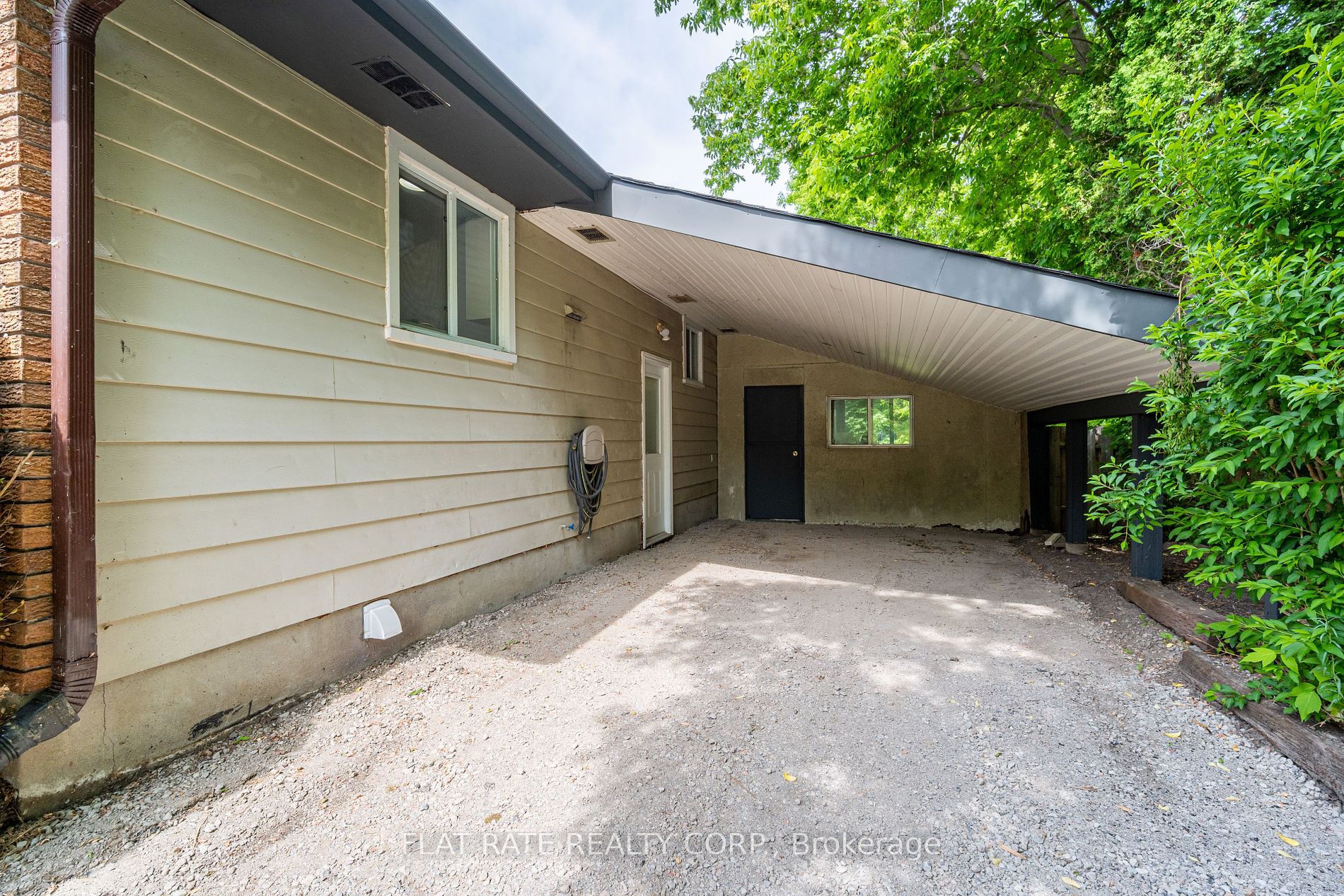 665 Severn Rd