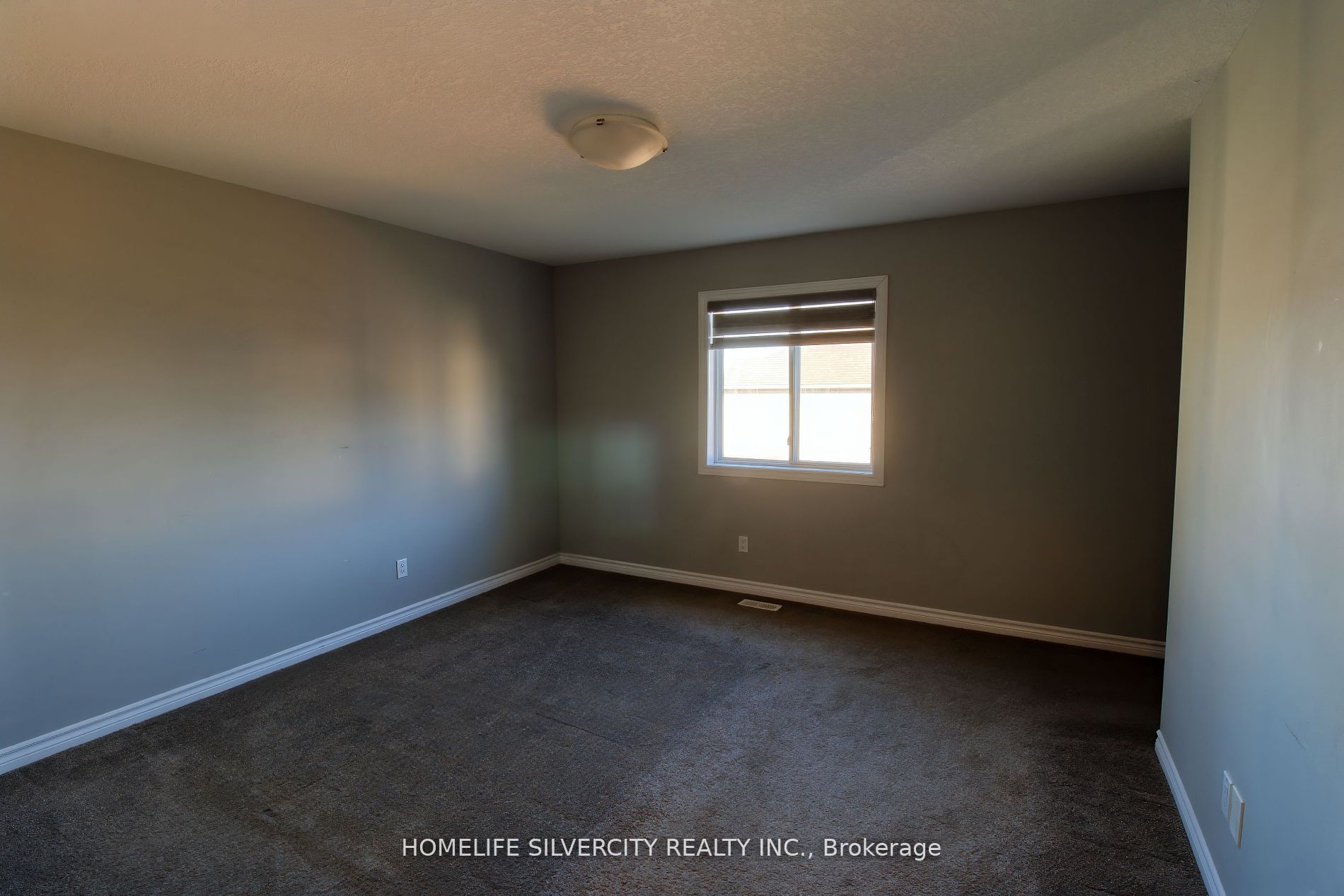 3254 Turner Crescent