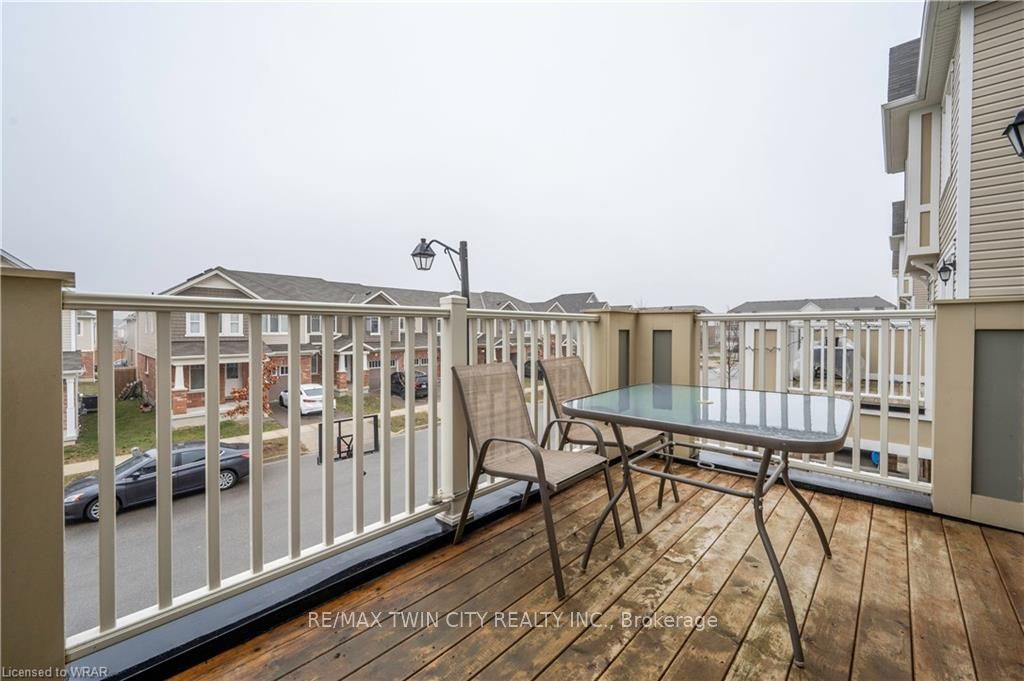 12 Stratus Street