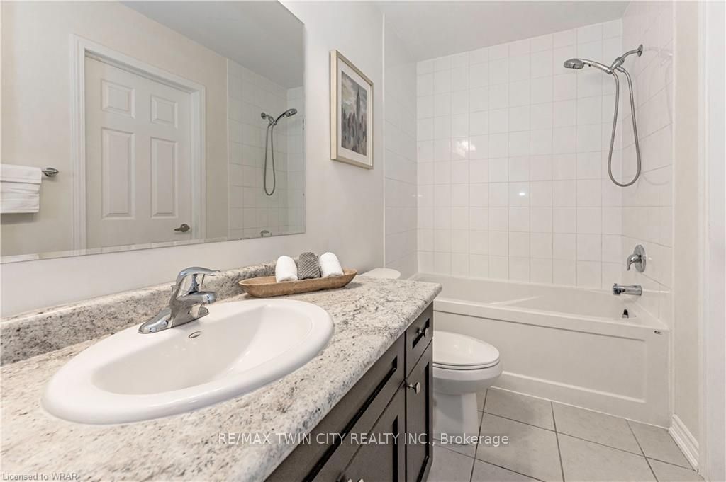 12 Stratus Street