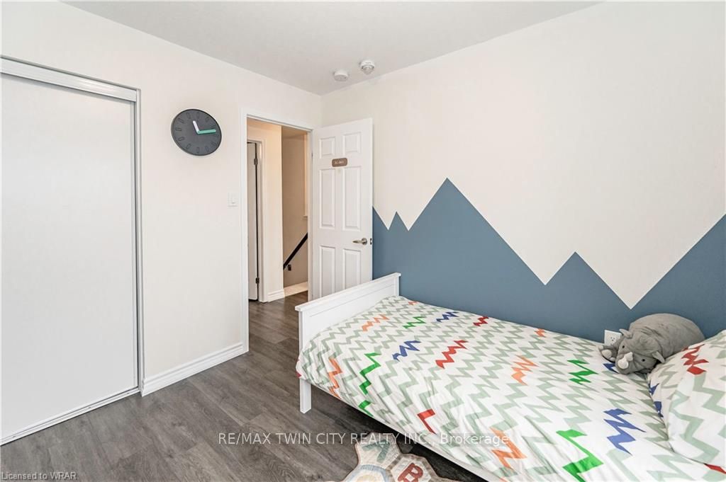 12 Stratus Street