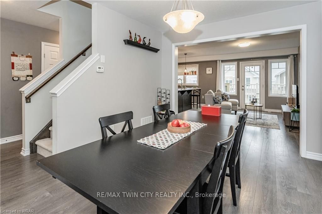 12 Stratus Street