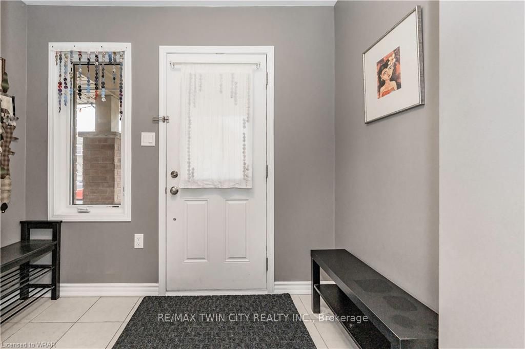 12 Stratus Street