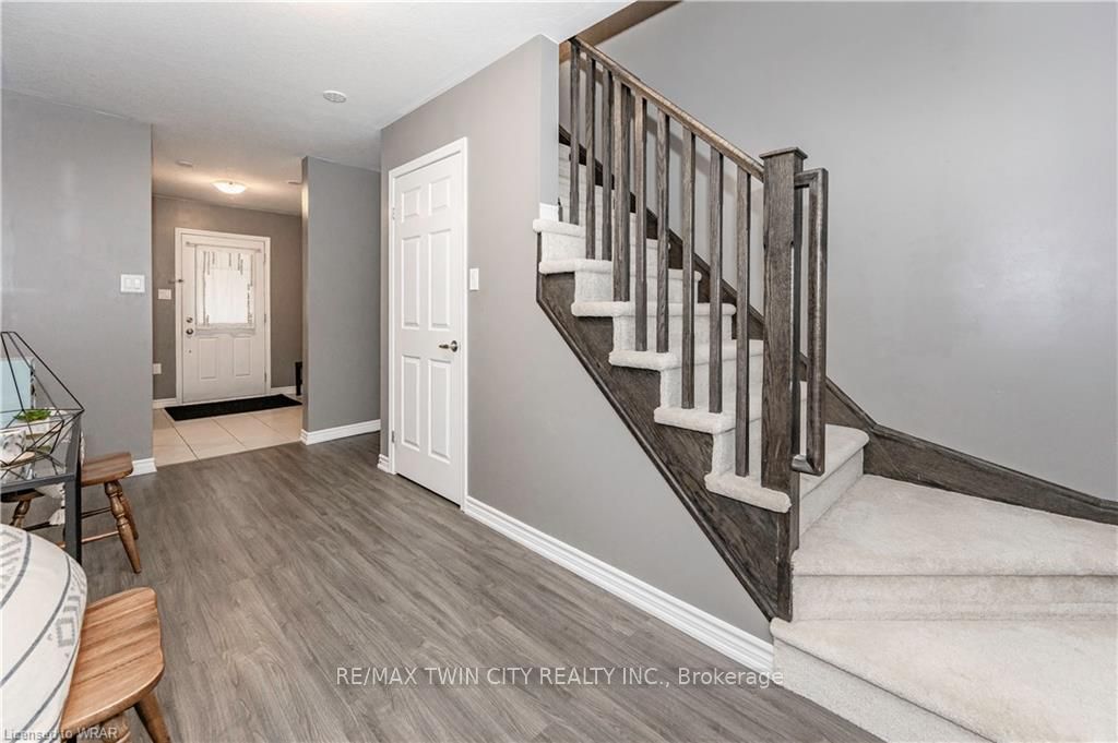 12 Stratus Street