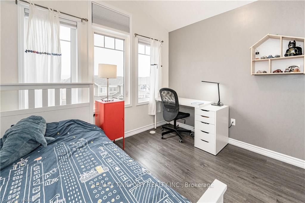 12 Stratus Street