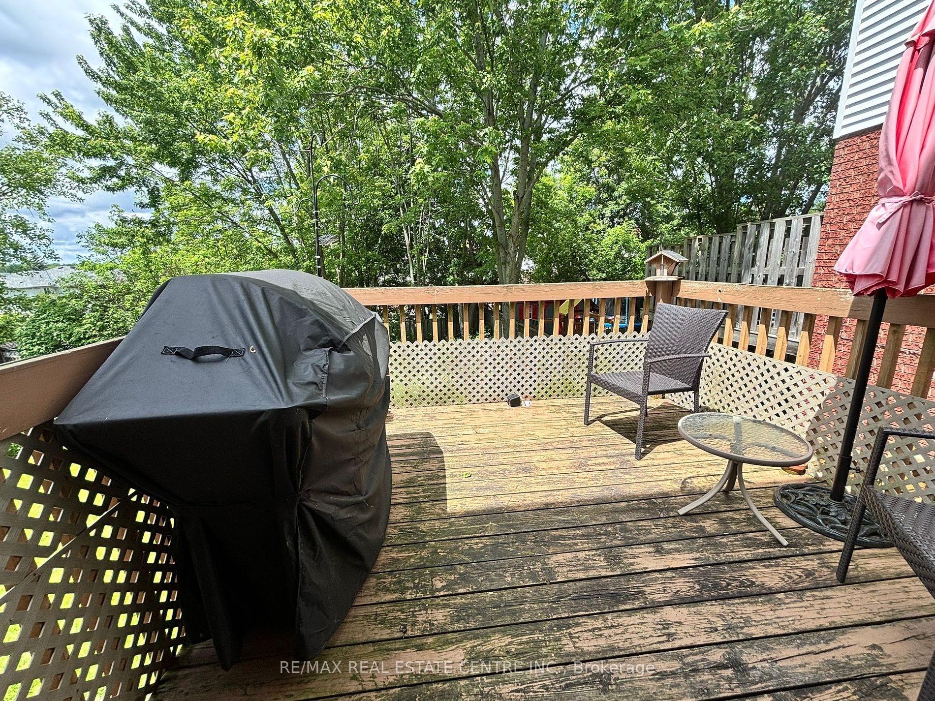 122 Moss Place