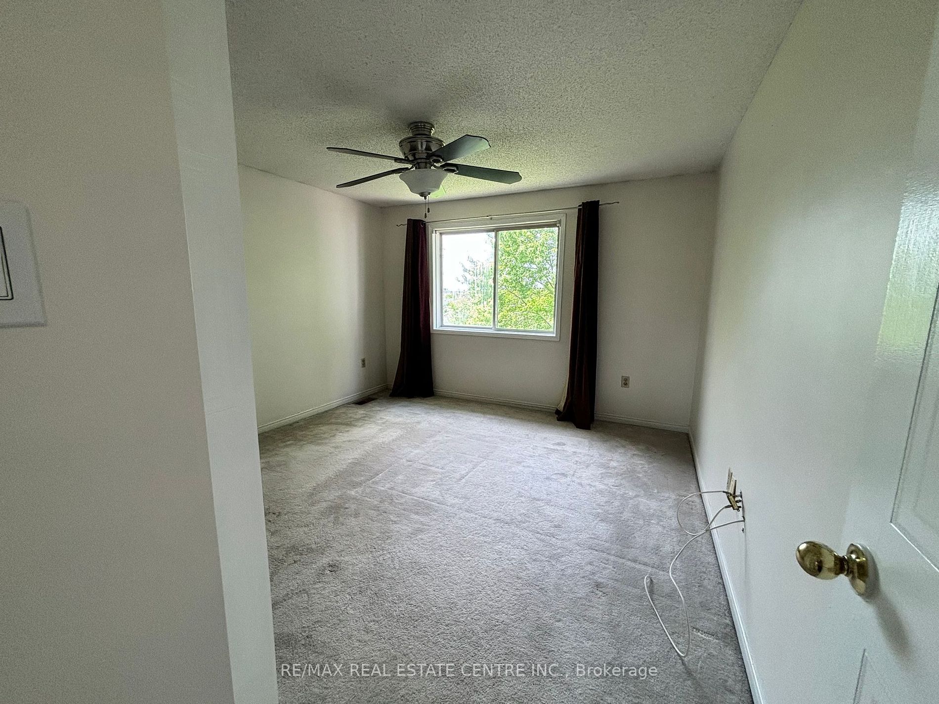 122 Moss Place