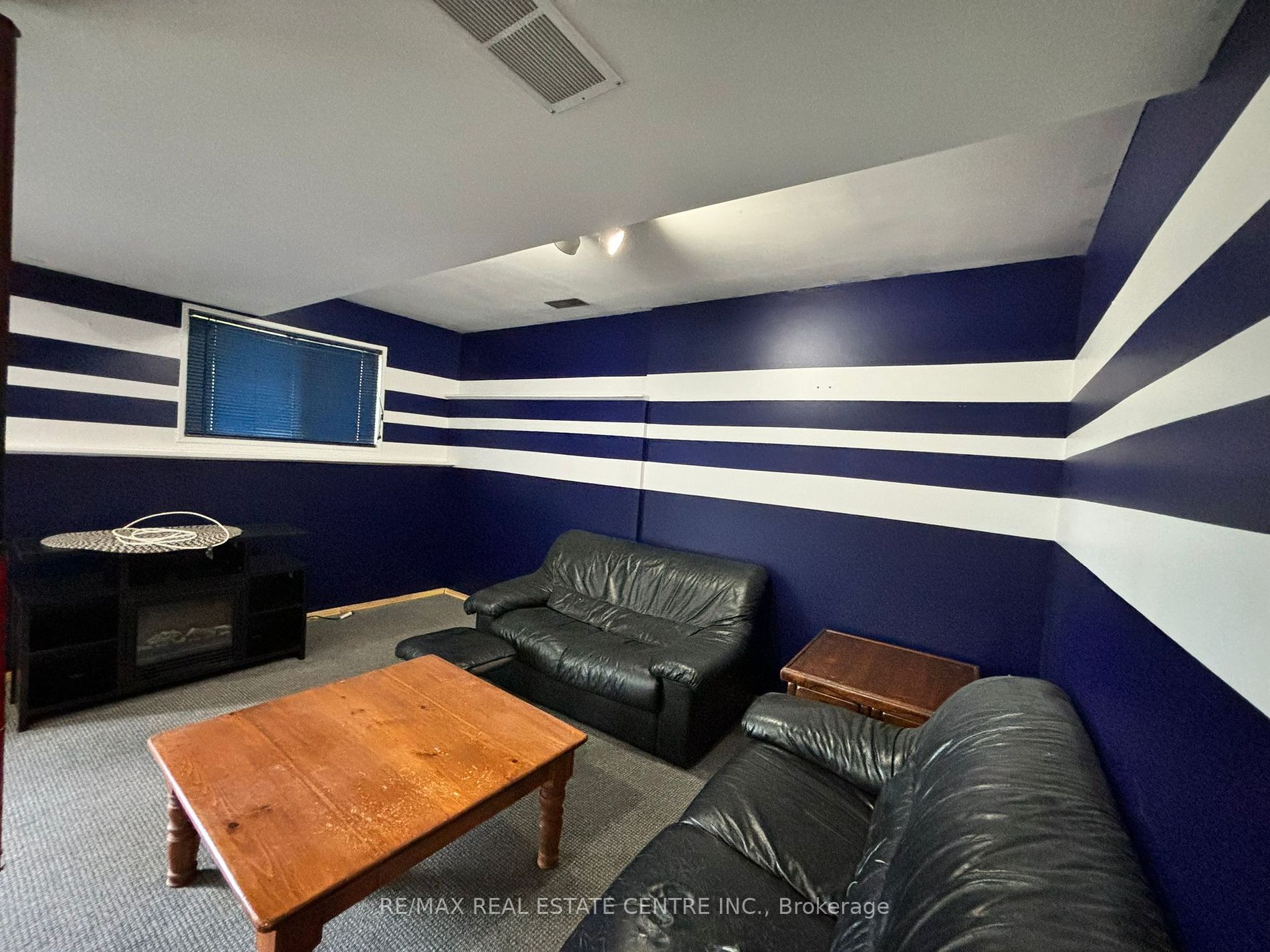 122 Moss Place