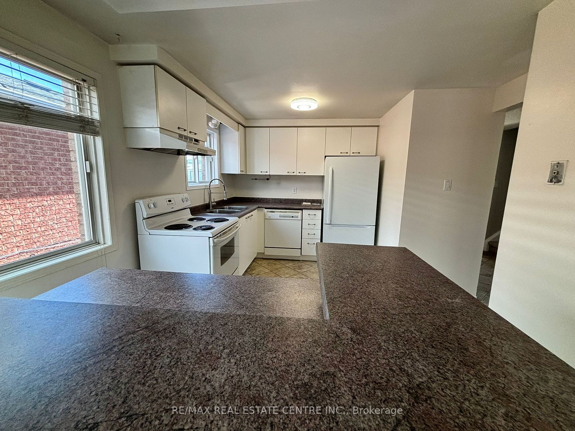 122 Moss Place