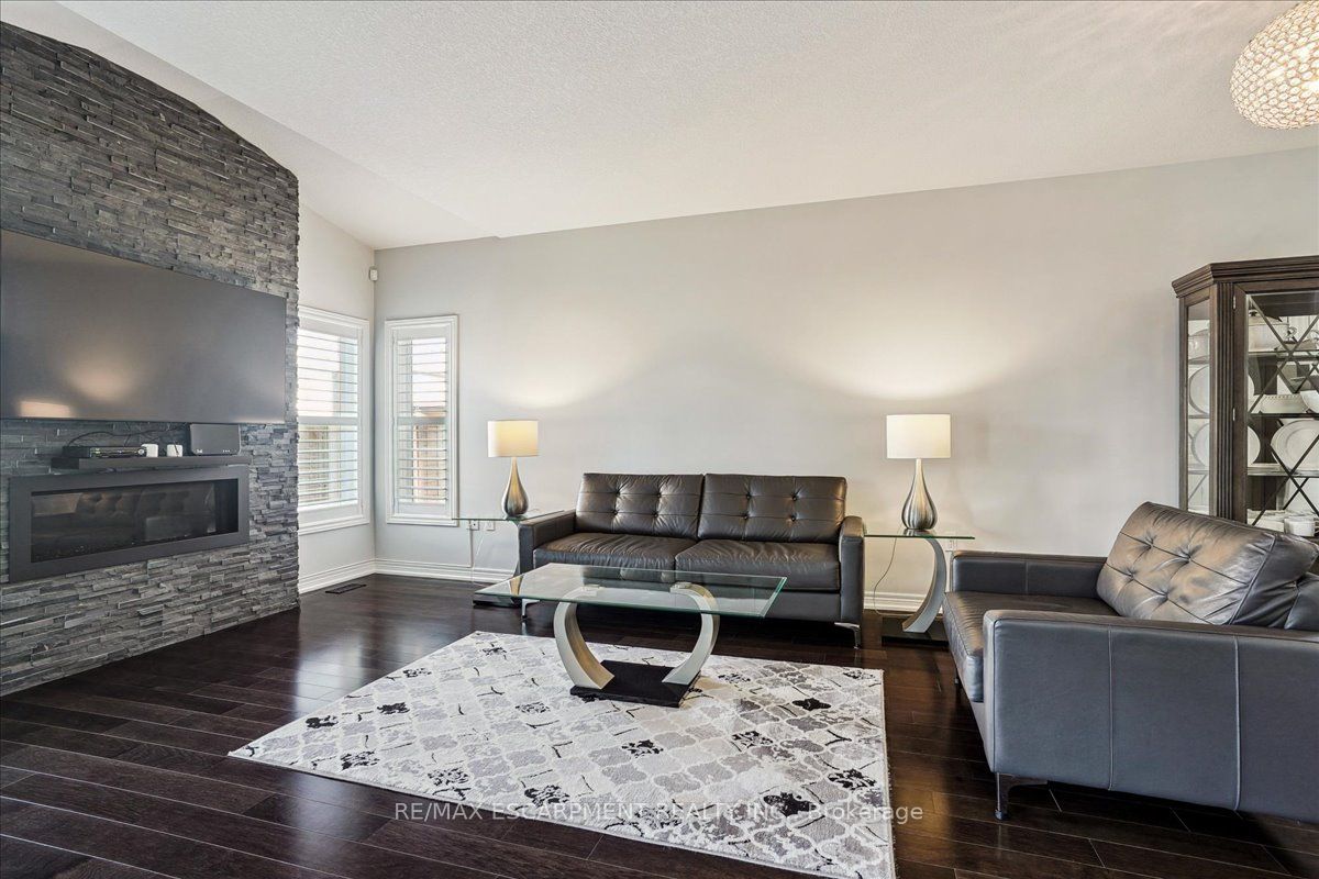 56 Colorado Boulevard